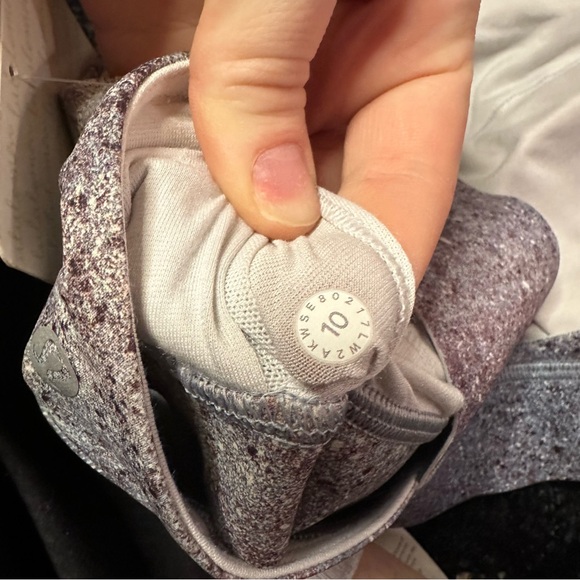 101 NWT Lululemon - Fast and Free Bra - Size 10 - Picture 6 of 6